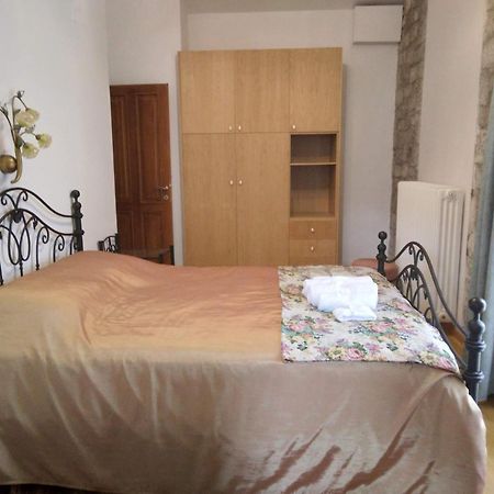Apartamento Xenios Petritis Levádeia Exterior foto