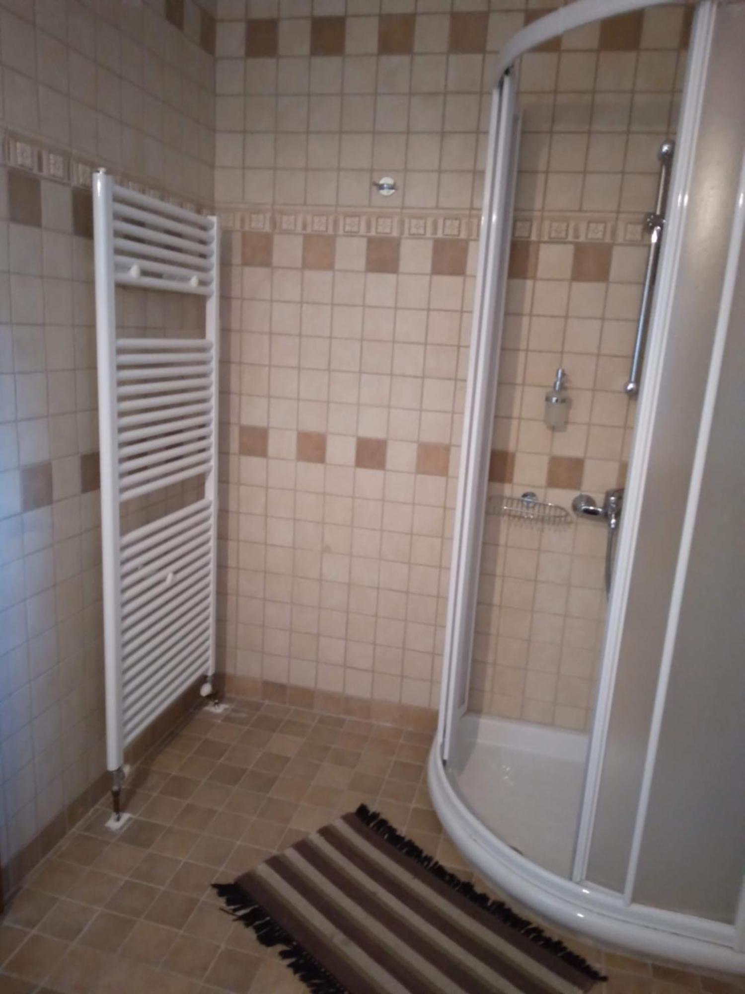 Apartamento Xenios Petritis Levádeia Exterior foto
